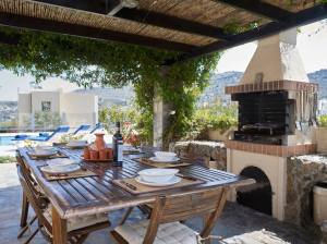 rhodes property photography